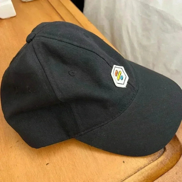 Bumble Ball Cap Hat Black - Picture 6 of 6